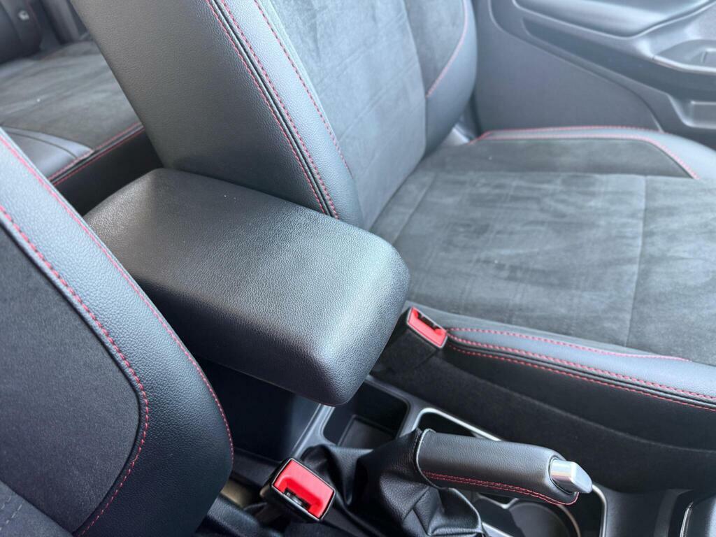 Ford Ecosport Petrol #38