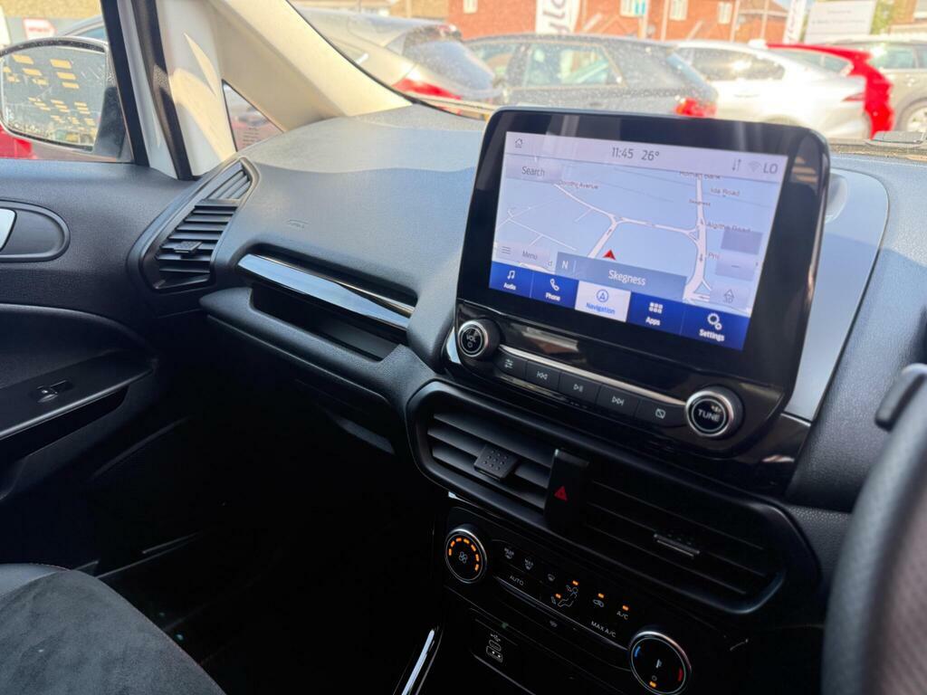 Ford Ecosport Petrol #25