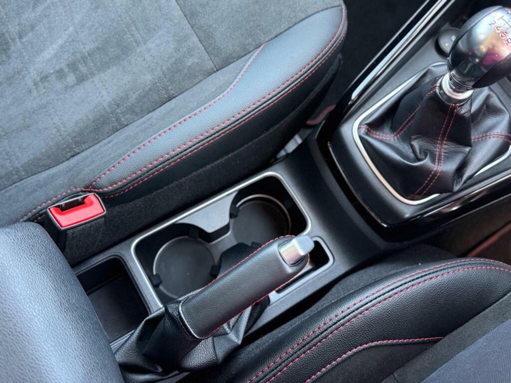 Ford Ecosport Petrol #13