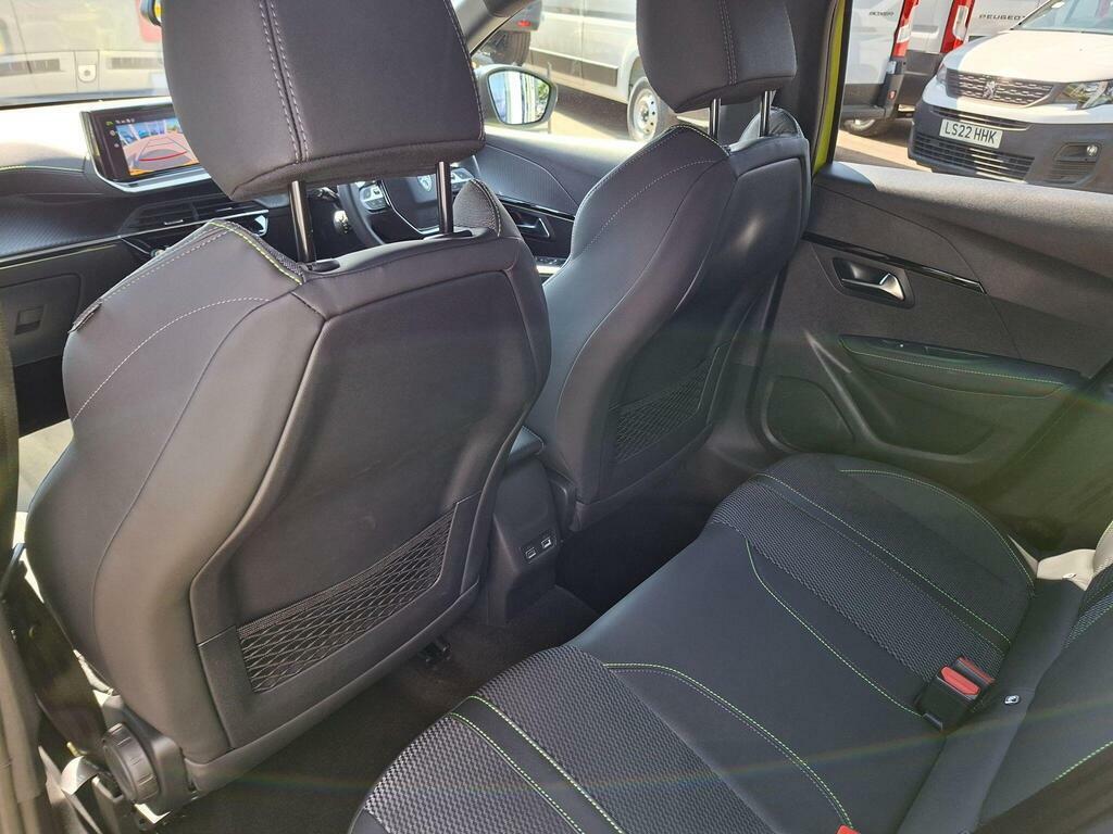 Peugeot 208 Allure White #21