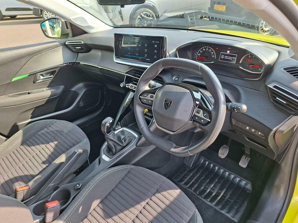 Peugeot 208 1.2 Puretech Active Euro 6 Ss Yellow #3
