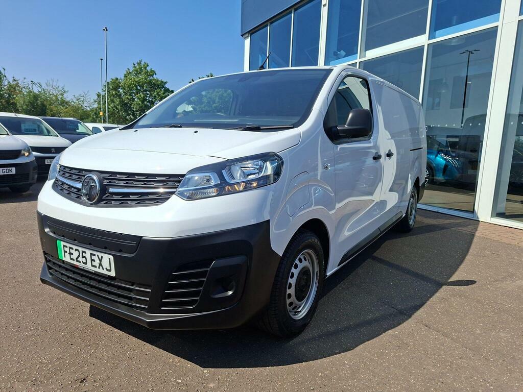 Vauxhall Vivaro 3100 50Kwh Prime L2 H1 6Dr 7.4Kw Charger White #6