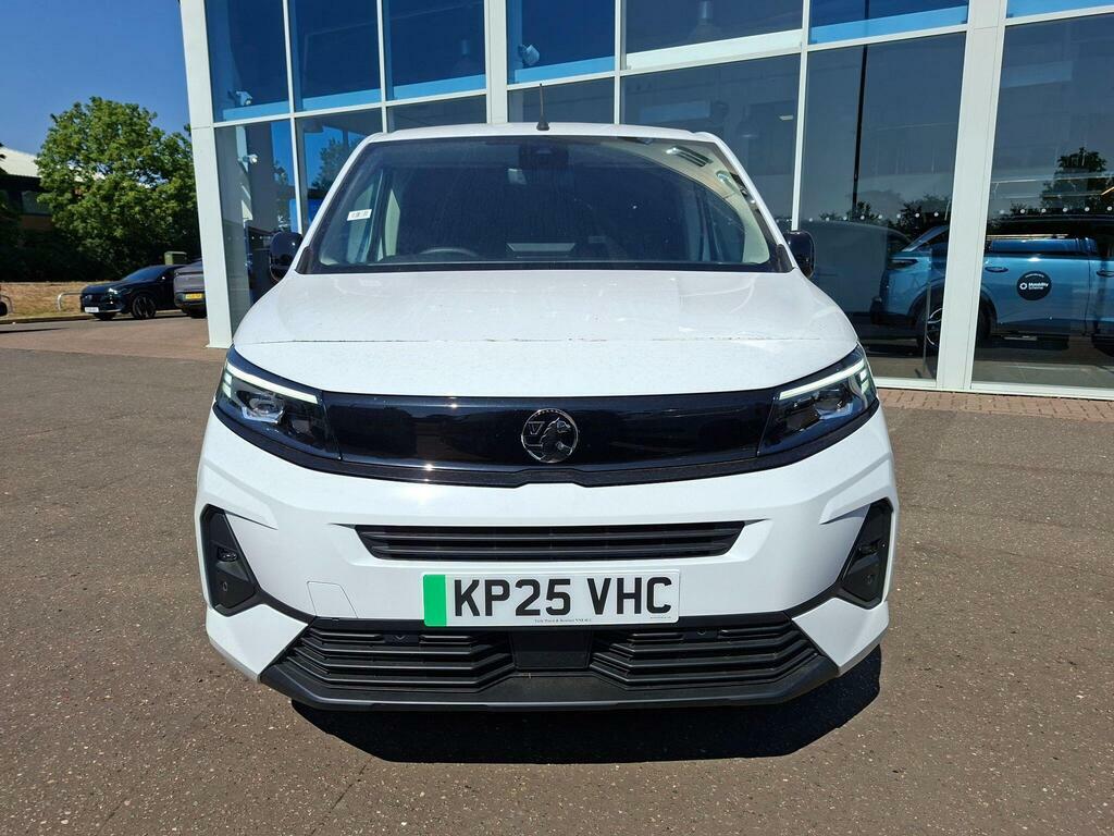 Vauxhall Combo-e Life 52Kwh Pro Swb 7.4Kw Charger White #5