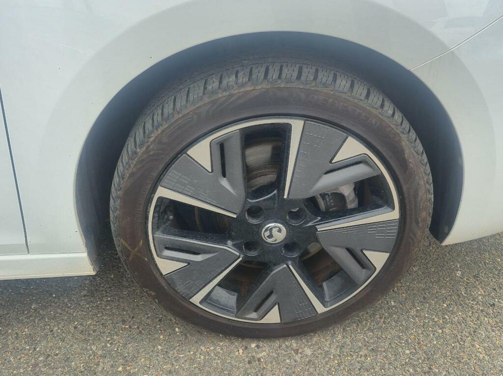 Vauxhall Corsa-e 100Kw Gs 50Kwh 11Kw Charger White #14