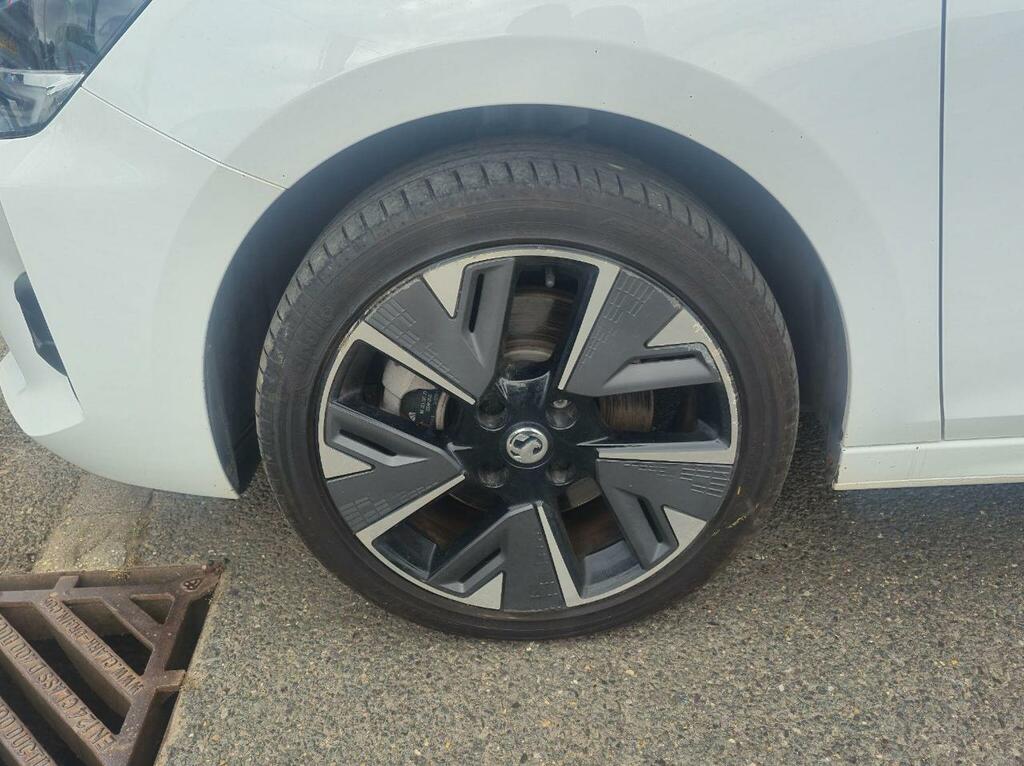 Vauxhall Corsa-e 100Kw Gs 50Kwh 11Kw Charger White #15