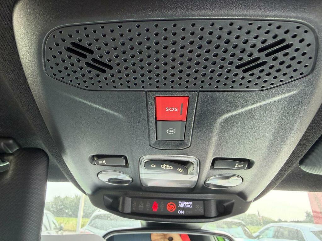 Vauxhall Mokka Ultimate Red #12