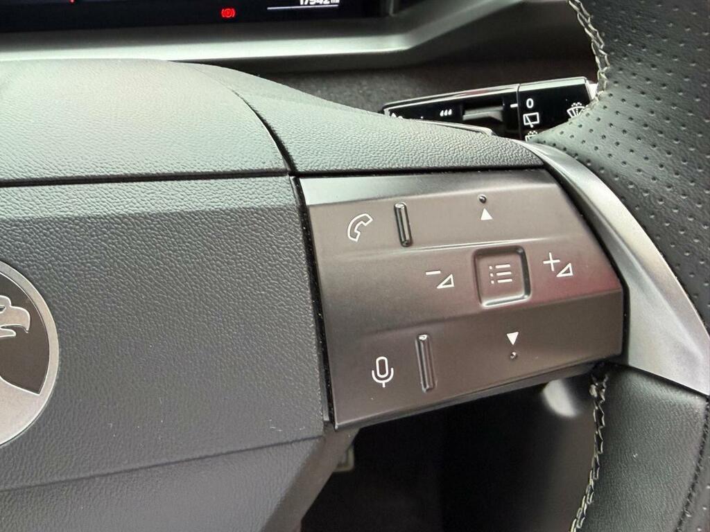 Vauxhall Grandland Ultimate Black #19