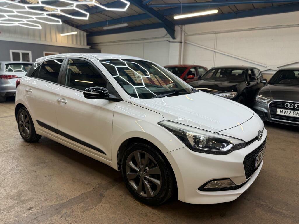 Hyundai I20 1.2 Premium Euro 6 White