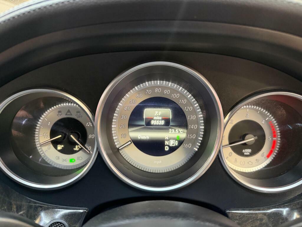 Mercedes-Benz CLS 2012 2.1 Cls250 Cdi Blueefficiency Sport Coupe Grey #35