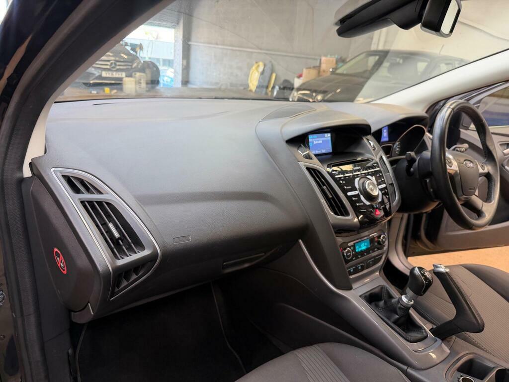 Ford Focus Hatchback St Black #19