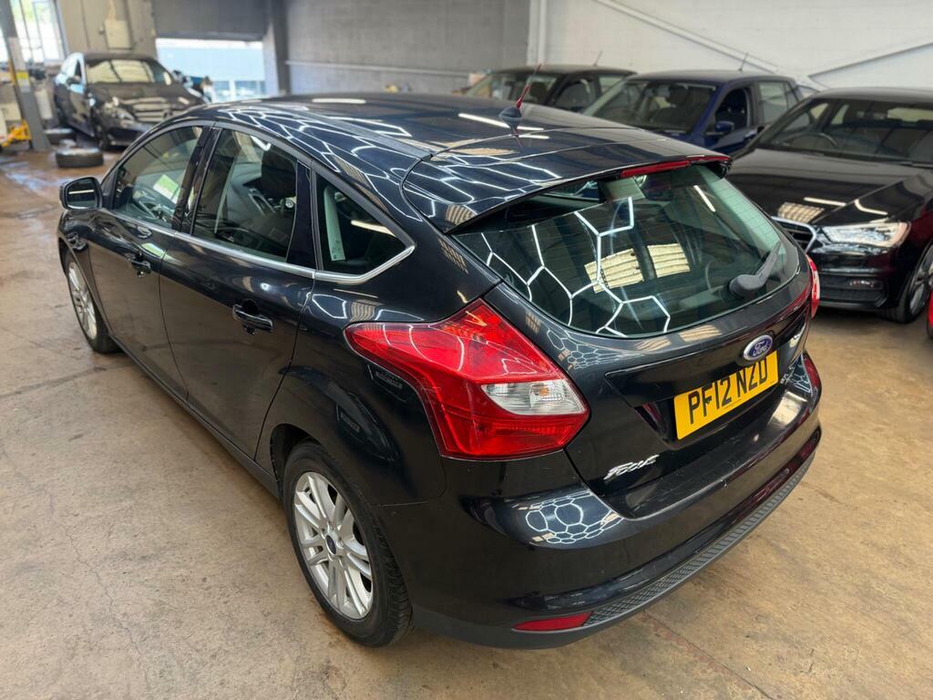 Ford Focus Hatchback St Black #49