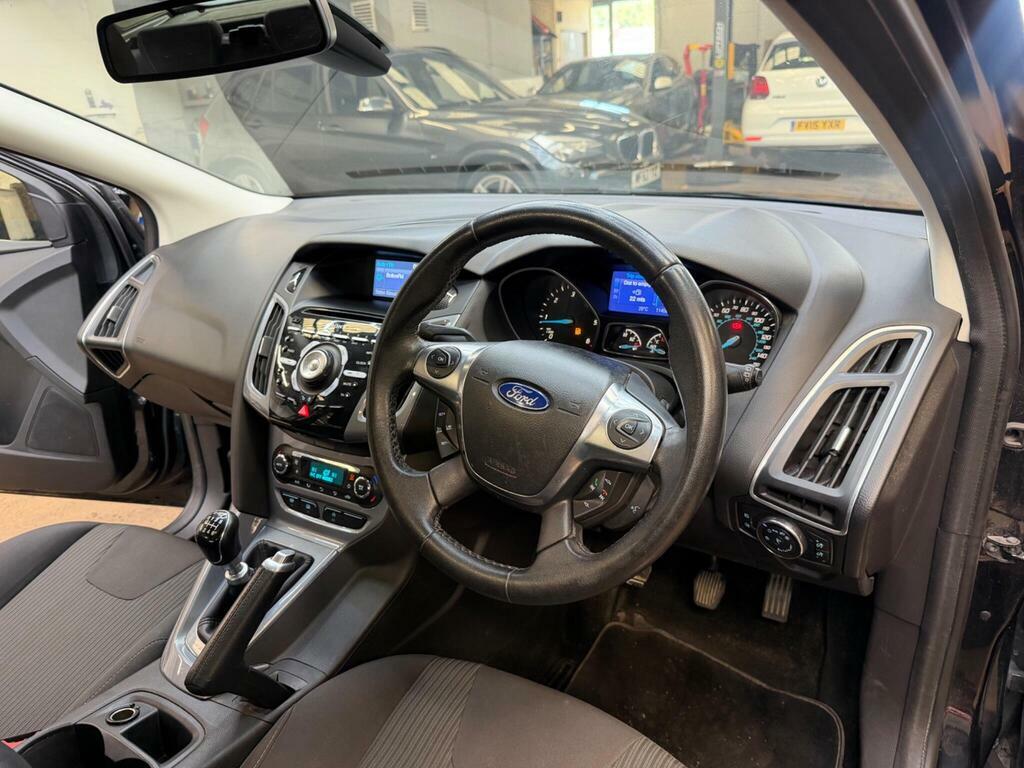 Ford Focus Hatchback St Black #17
