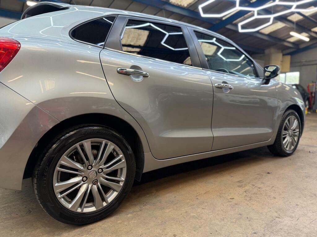 Suzuki Baleno Petrol White #59