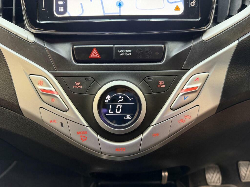 Suzuki Baleno Petrol White #35