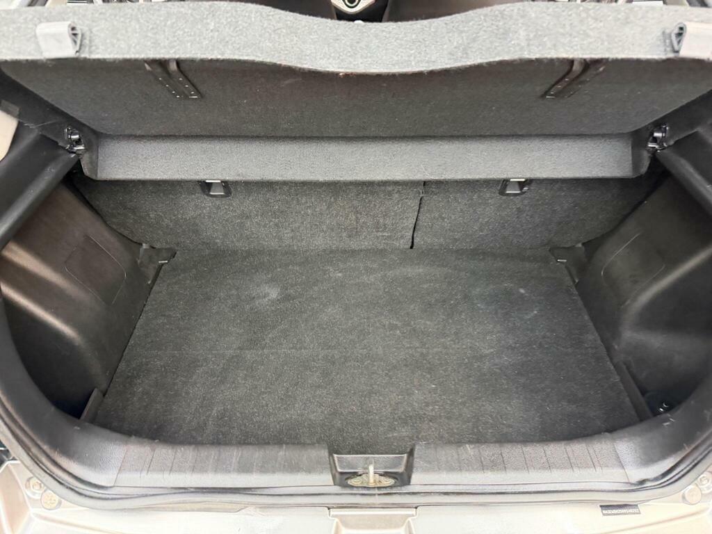 Suzuki Baleno Petrol White #43
