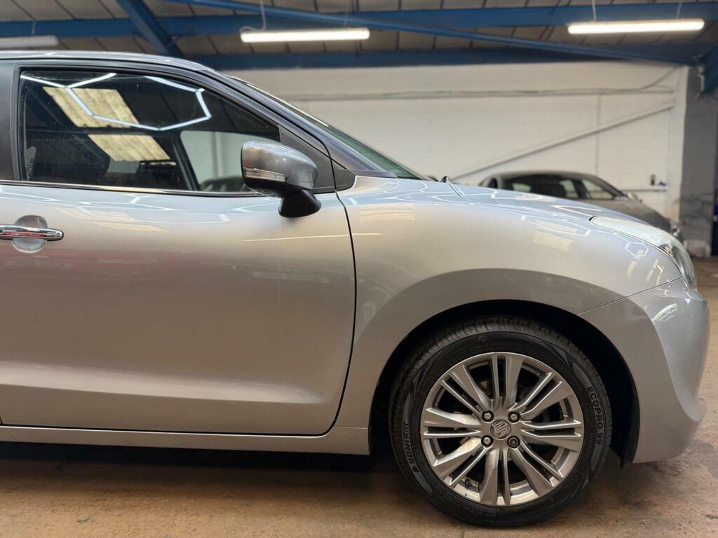 Suzuki Baleno Petrol White #48