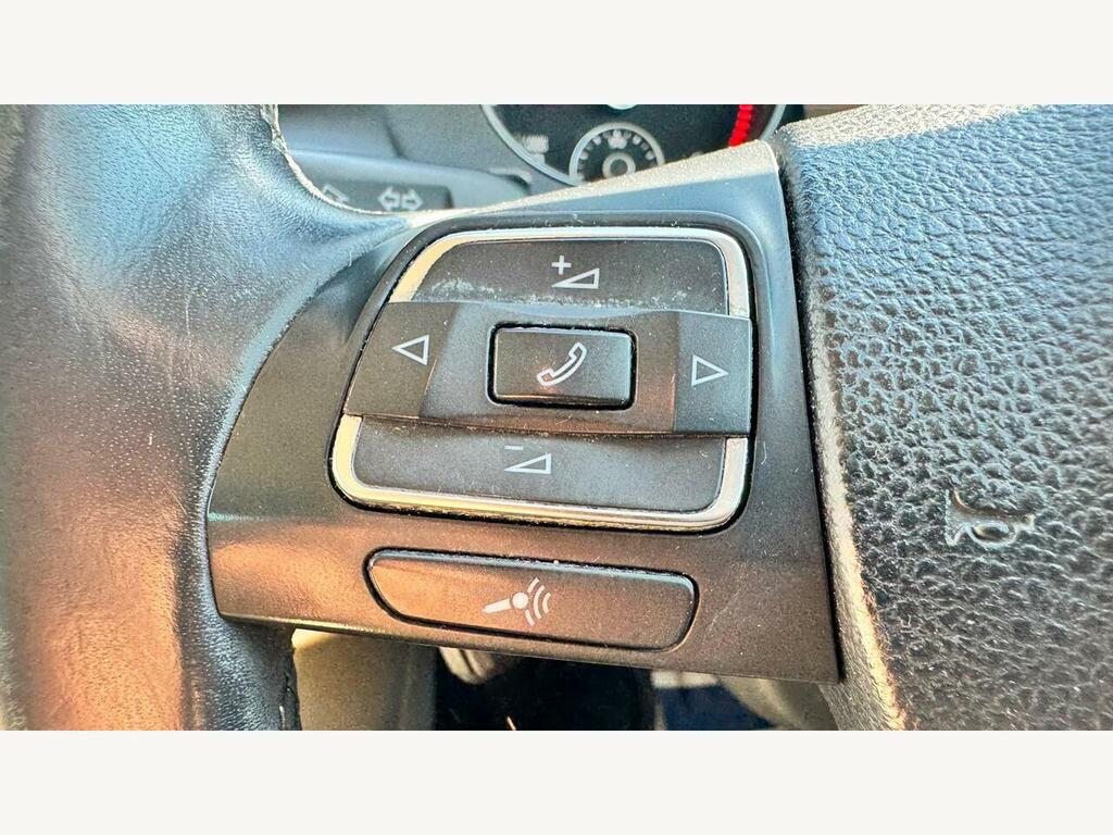 Volkswagen Passat Blue #44