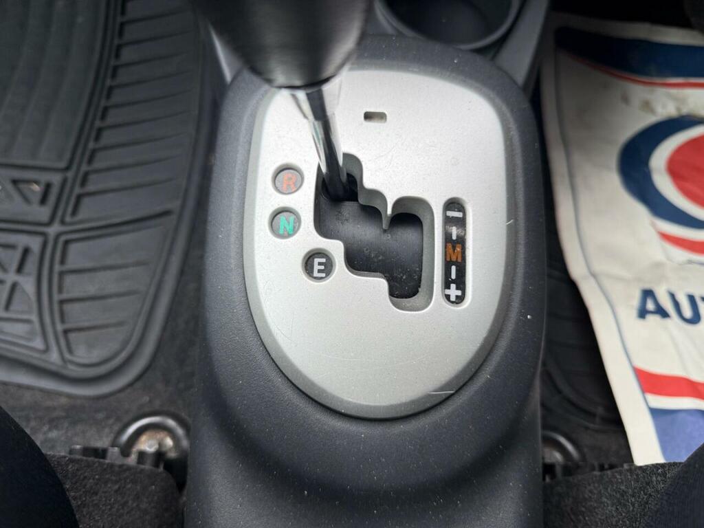Toyota Yaris 1.3 Sr Multimode Silver #23