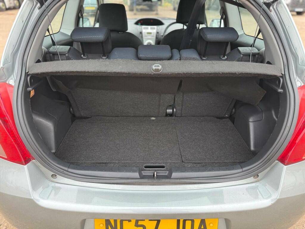 Toyota Yaris 1.3 Sr Multimode Silver #36