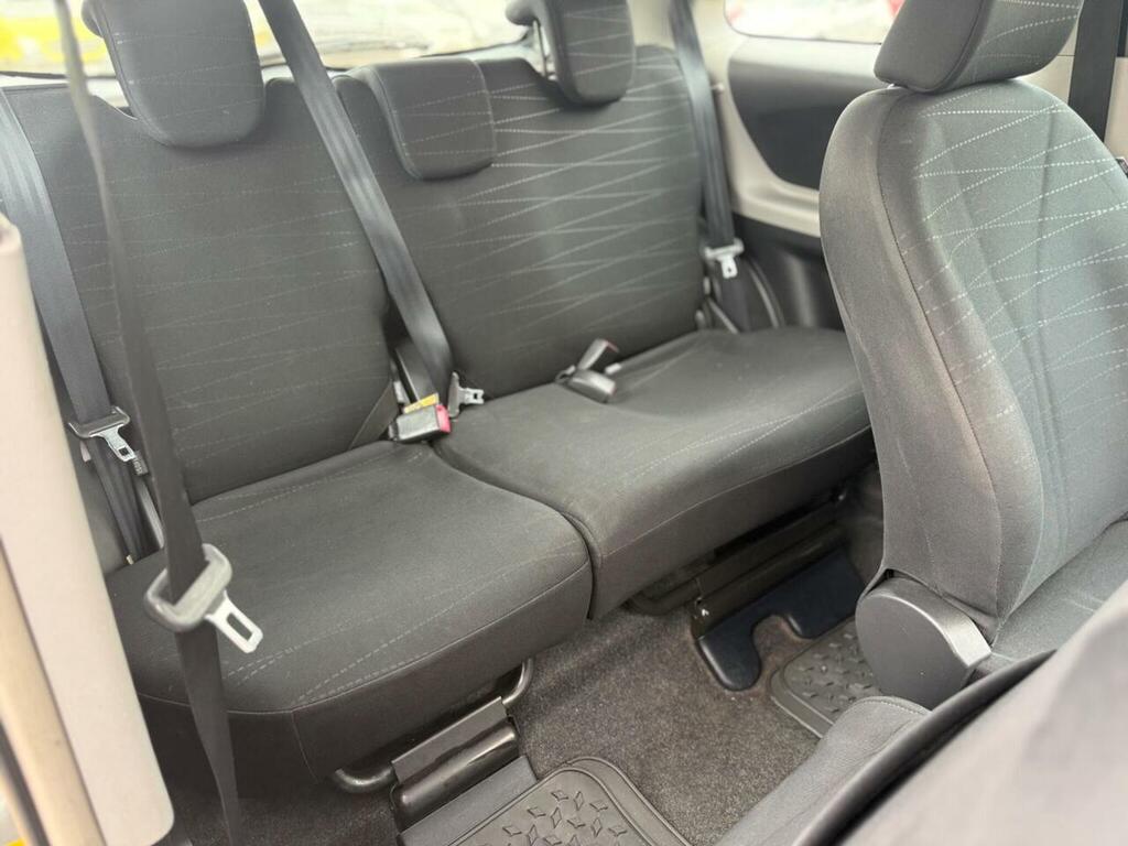 Toyota Yaris 1.3 Sr Multimode Silver #29
