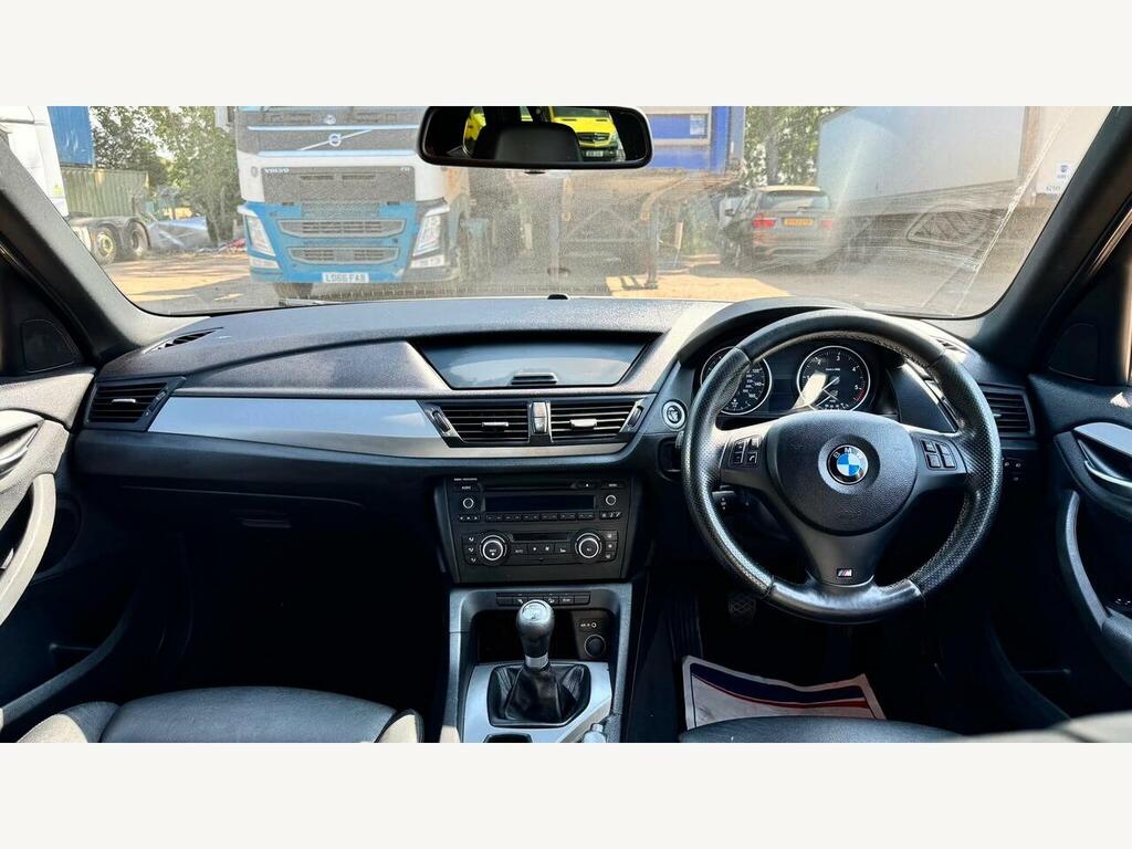 BMW X1 2.0 18D Se Xdrive Black #31