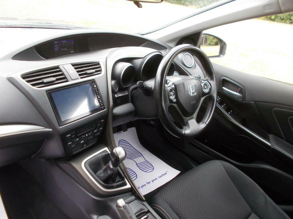 Honda Civic 1.6 I-dtec Se Plus Navi Euro 5 S S Silver #5