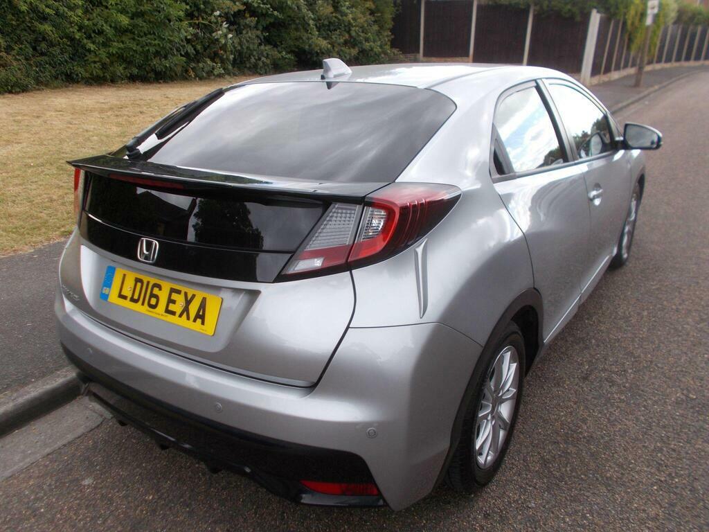 Honda Civic 1.6 I-dtec Se Plus Navi Euro 5 S S Silver #6