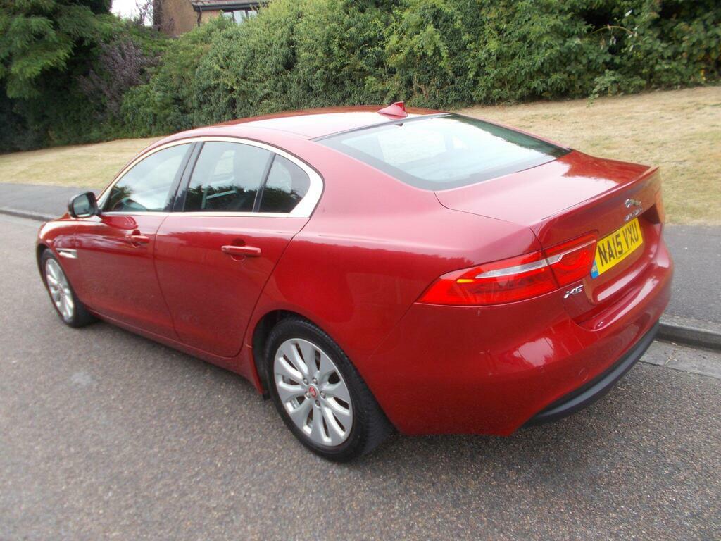 Jaguar XE 2.0D Portfolio Euro 6 S S Red #5