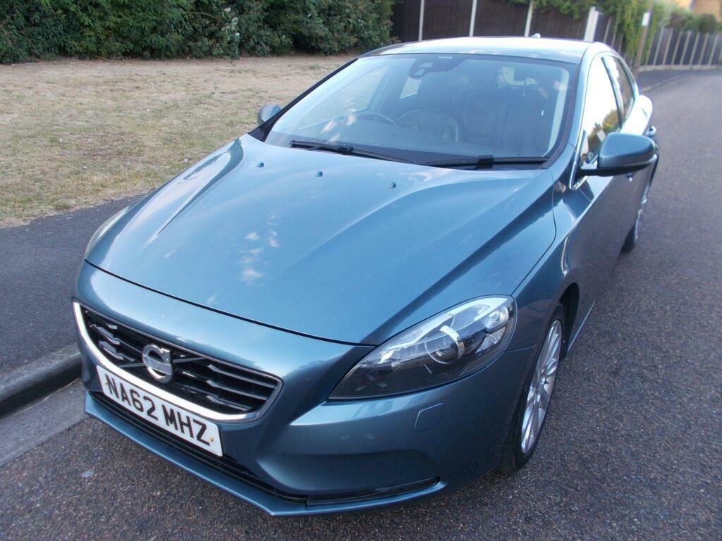 Volvo V40 Hatchback Blue #8