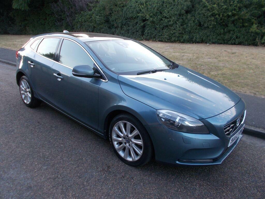 Volvo V40 Hatchback Blue #9
