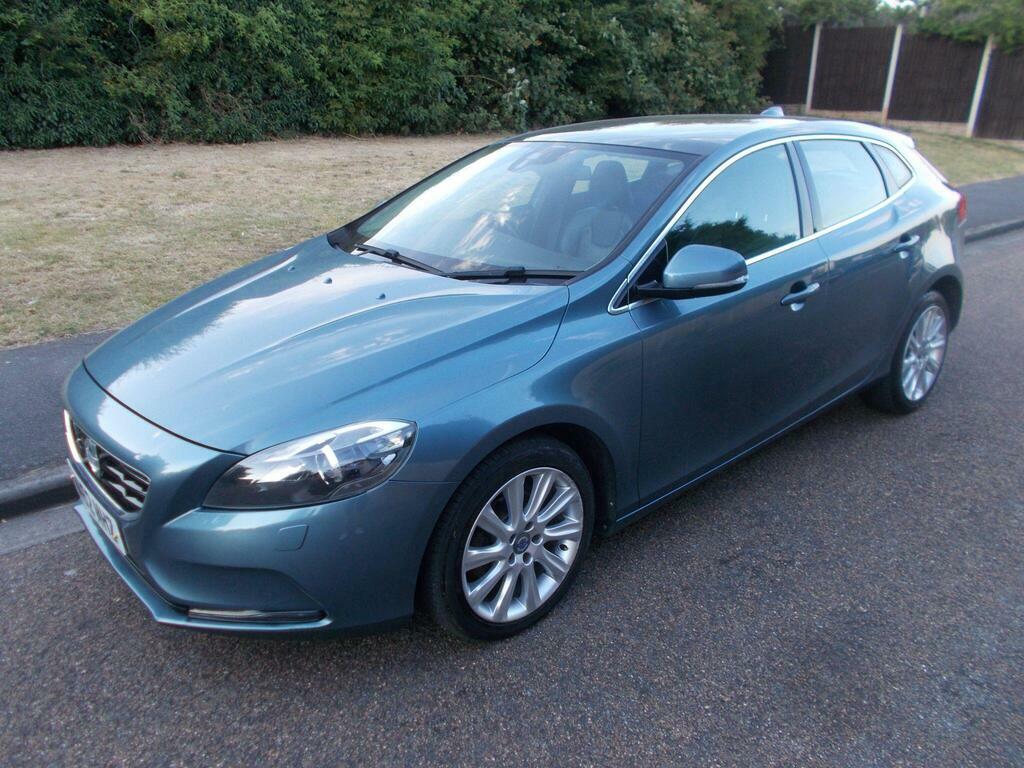Volvo V40 Hatchback Blue #38