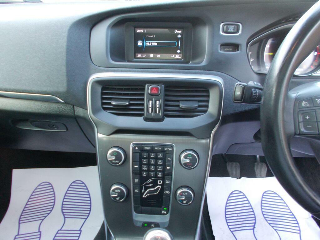 Volvo V40 Hatchback Blue #11