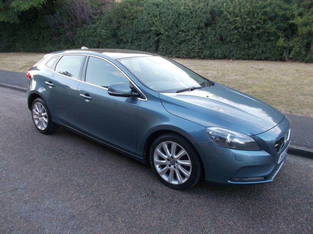 Volvo V40 Hatchback Blue #19