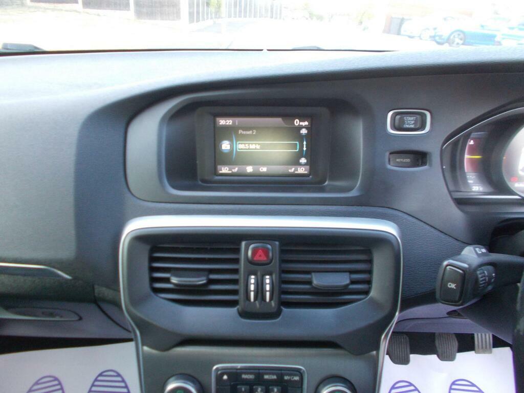 Volvo V40 Hatchback Blue #18