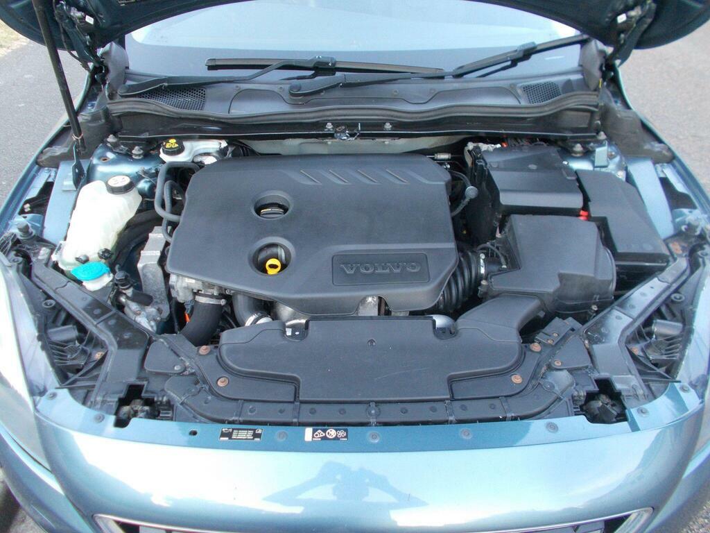 Volvo V40 Hatchback Blue #39