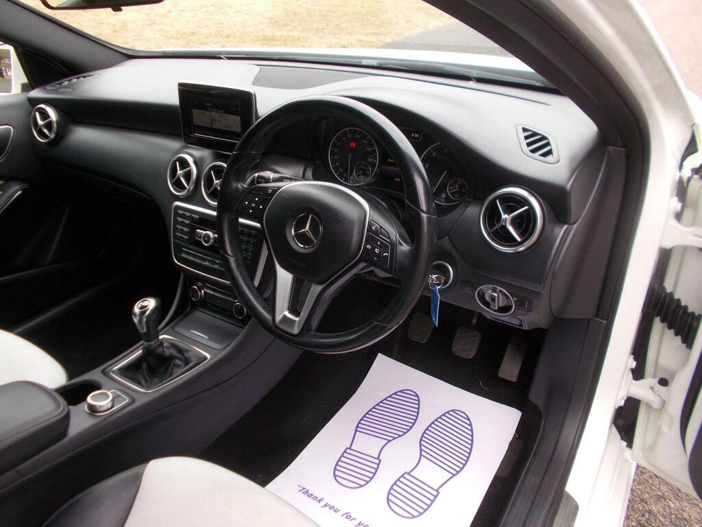 Mercedes-Benz A Class 1.6 A180 Se Euro 6 S S LK14VDL White #5