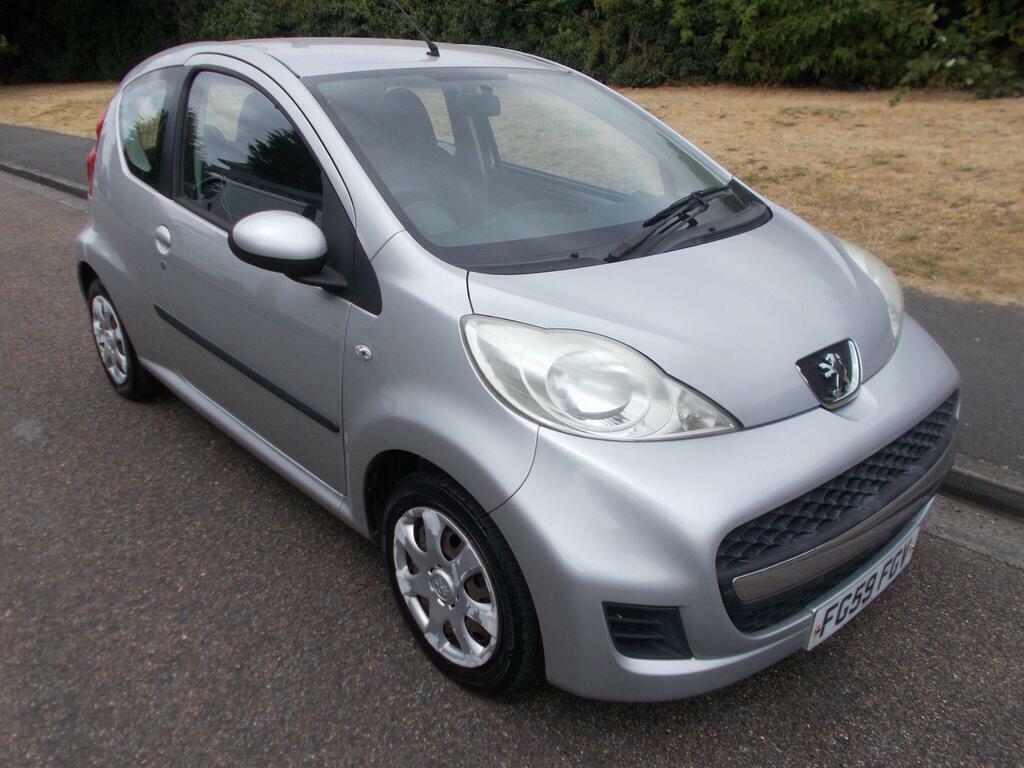 Peugeot 107 1.0 12V Urban Euro 4 Silver #2