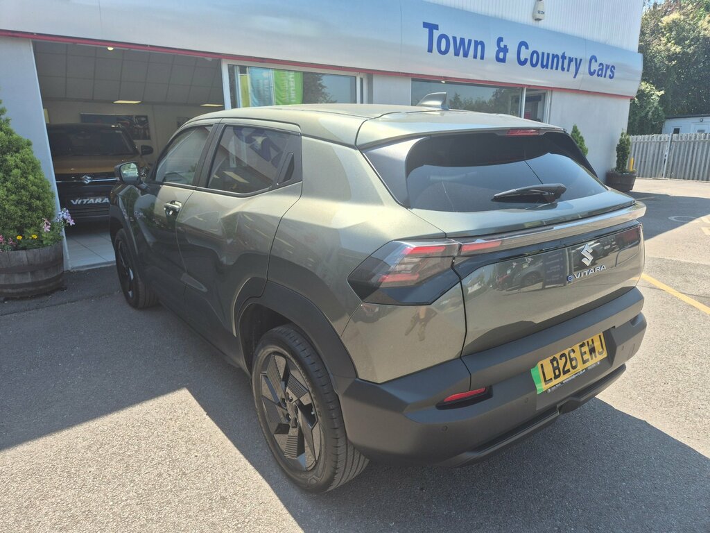 Suzuki Vitara 61Kwh Motion Suv 174 Ps Green #4