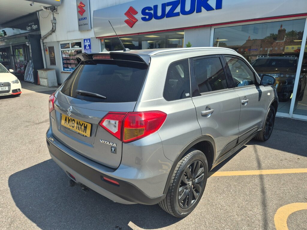 Suzuki Vitara 1.6 Kuro Suv Euro 6 Ss 120 P AX18NKW Grey #5