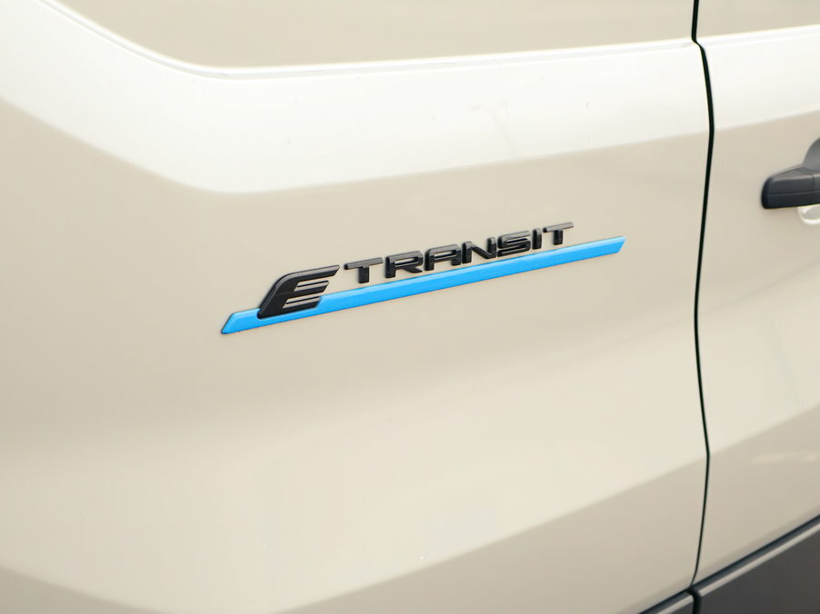 Ford Transit Custom 198Kw 68Kwh H2 Trend Van Dap AK74EYL Silver #5