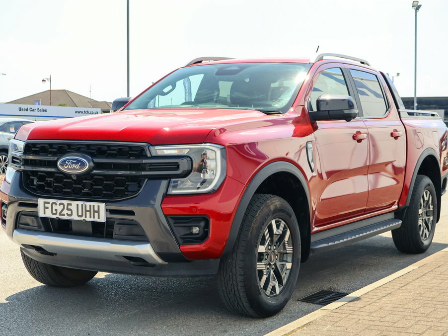 Ford Ranger Pick Up D Cab Wildtrak 2.3 Ecoboost Phev 281 FG25UHH Red #4