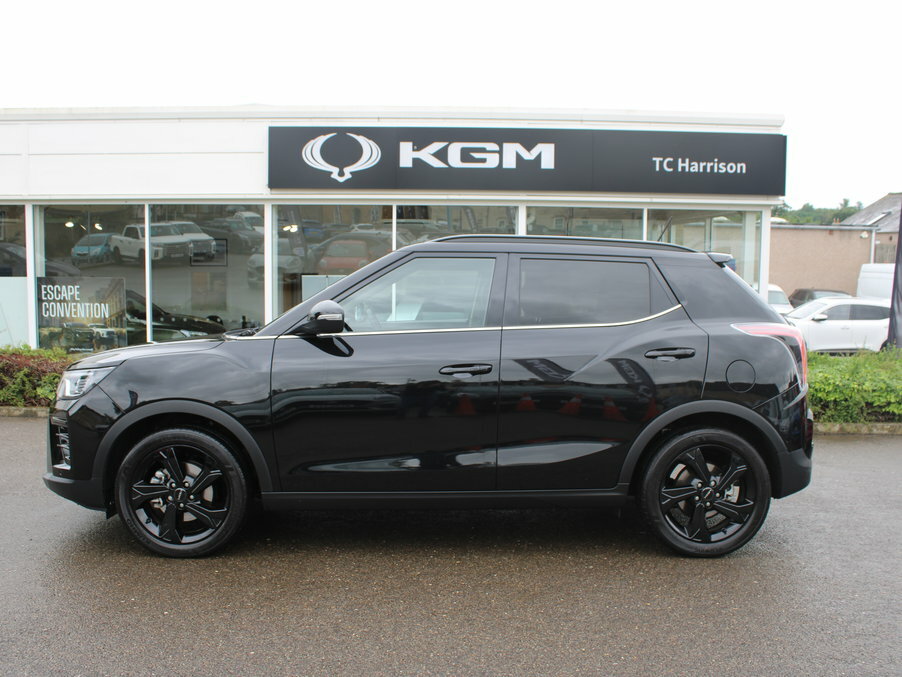 SsangYong Tivoli 1.5 K40 Black #4