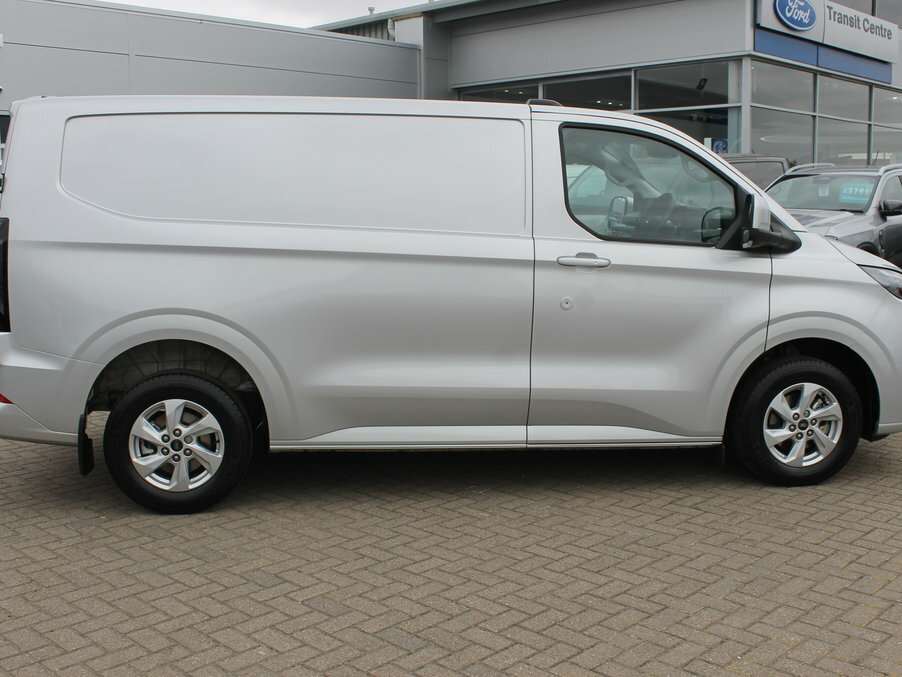 Ford Transit Custom 2.5 Phev 232Ps H1 Van Limited WN26TAV Silver #5