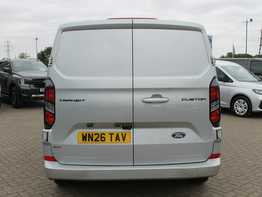 Ford Transit Custom 2.5 Phev 232Ps H1 Van Limited WN26TAV Silver #4