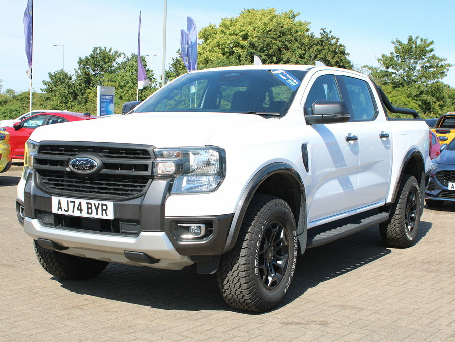 Ford Ranger Pick Up Double Cab Wildtrak 2.0 Ecoblue 213 AJ74BYR White #2
