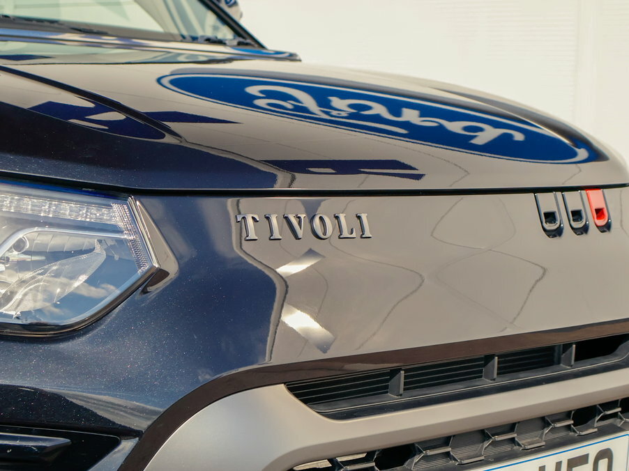 SsangYong Tivoli 1.5 K40 Black #4