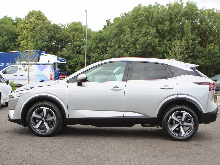 Nissan Qashqai 1.3 Dig-t Mh N-connecta Glass Roof Silver #3