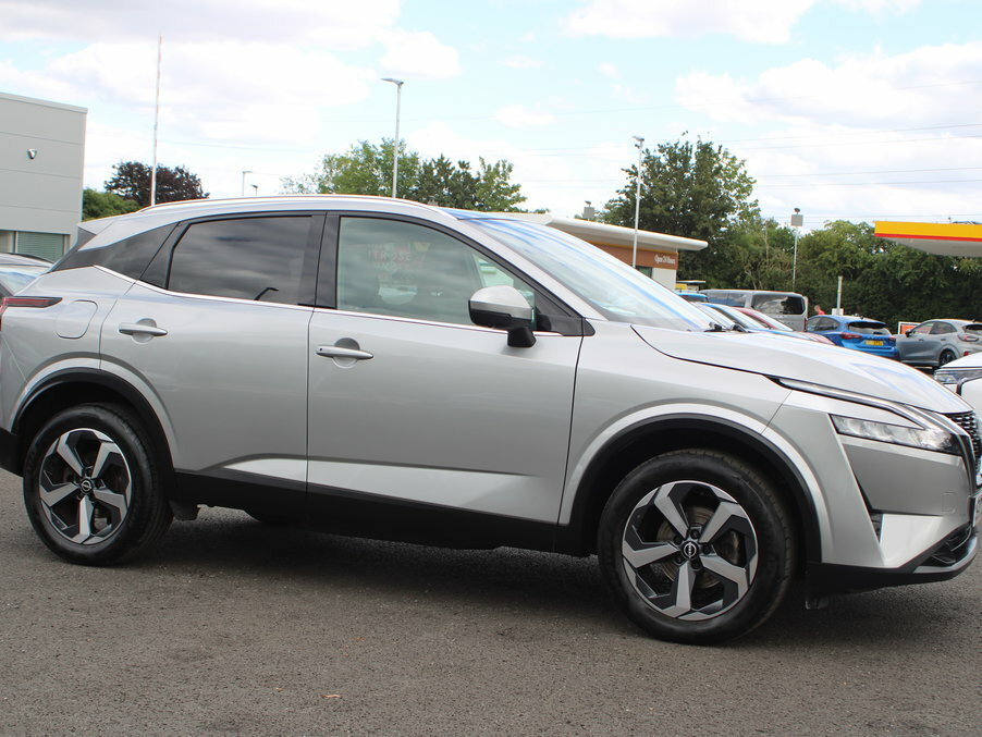 Nissan Qashqai 1.3 Dig-t Mh N-connecta Glass Roof Silver #4