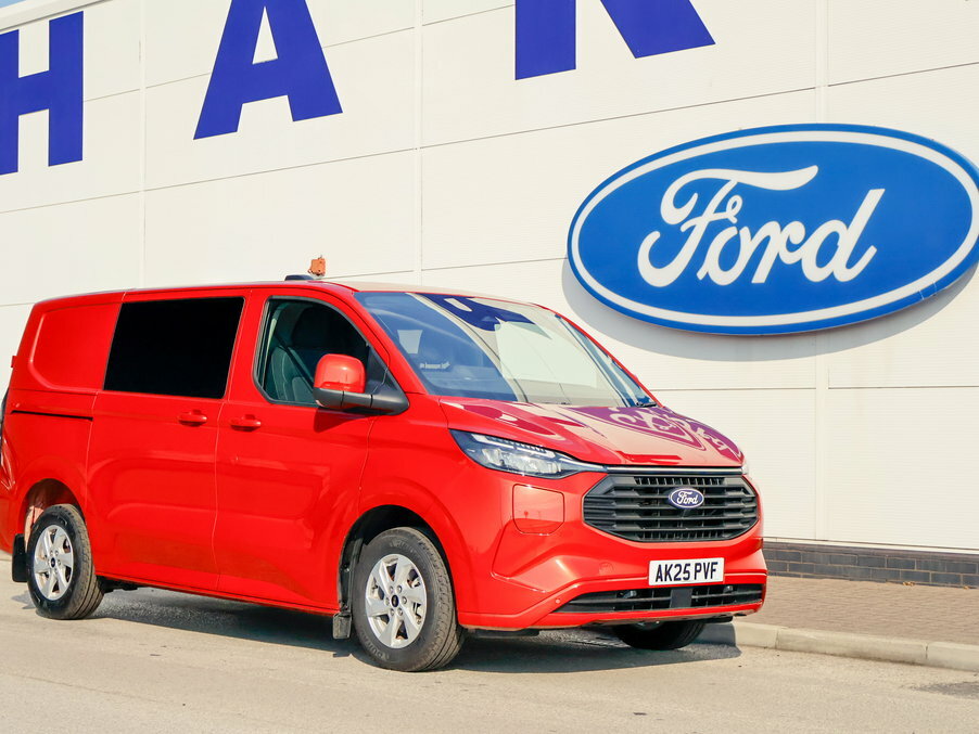 Ford Transit Custom 2.5 Phev 232Ps H1 Double Cab Van Limited AK25PVF Red #2