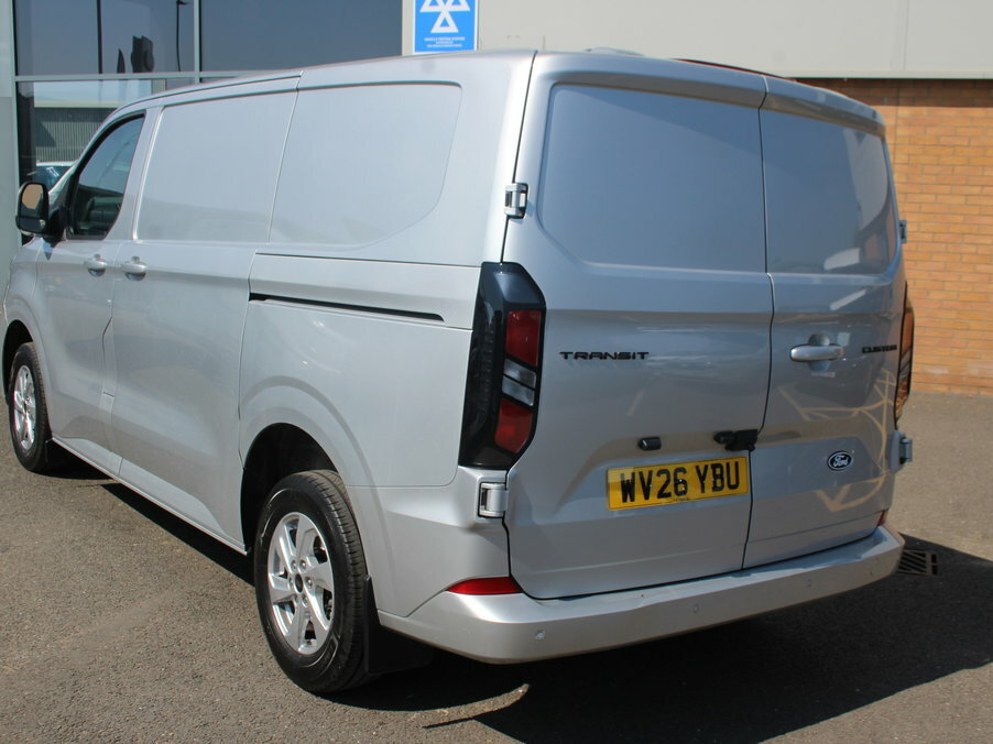 Ford Transit Custom 2.0 Ecoblue 130Ps Low Roof Limited Van WV26YBU Silver #4